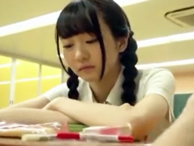 ラクロス部員の美少女ＪＫが放課後の教室でクラスメイトと濃厚パコ